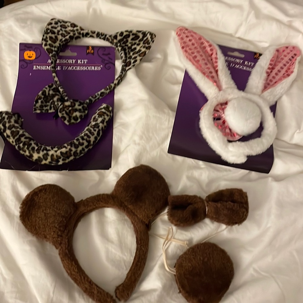 Set of 3 ready for Halloween accessory costume